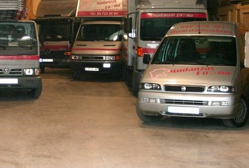 Els vehícles del servei VIP de Mudanzas Puma FOTO: Cedida