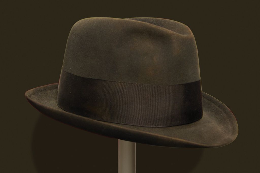 El barret fedora afegeix un toc als outfits