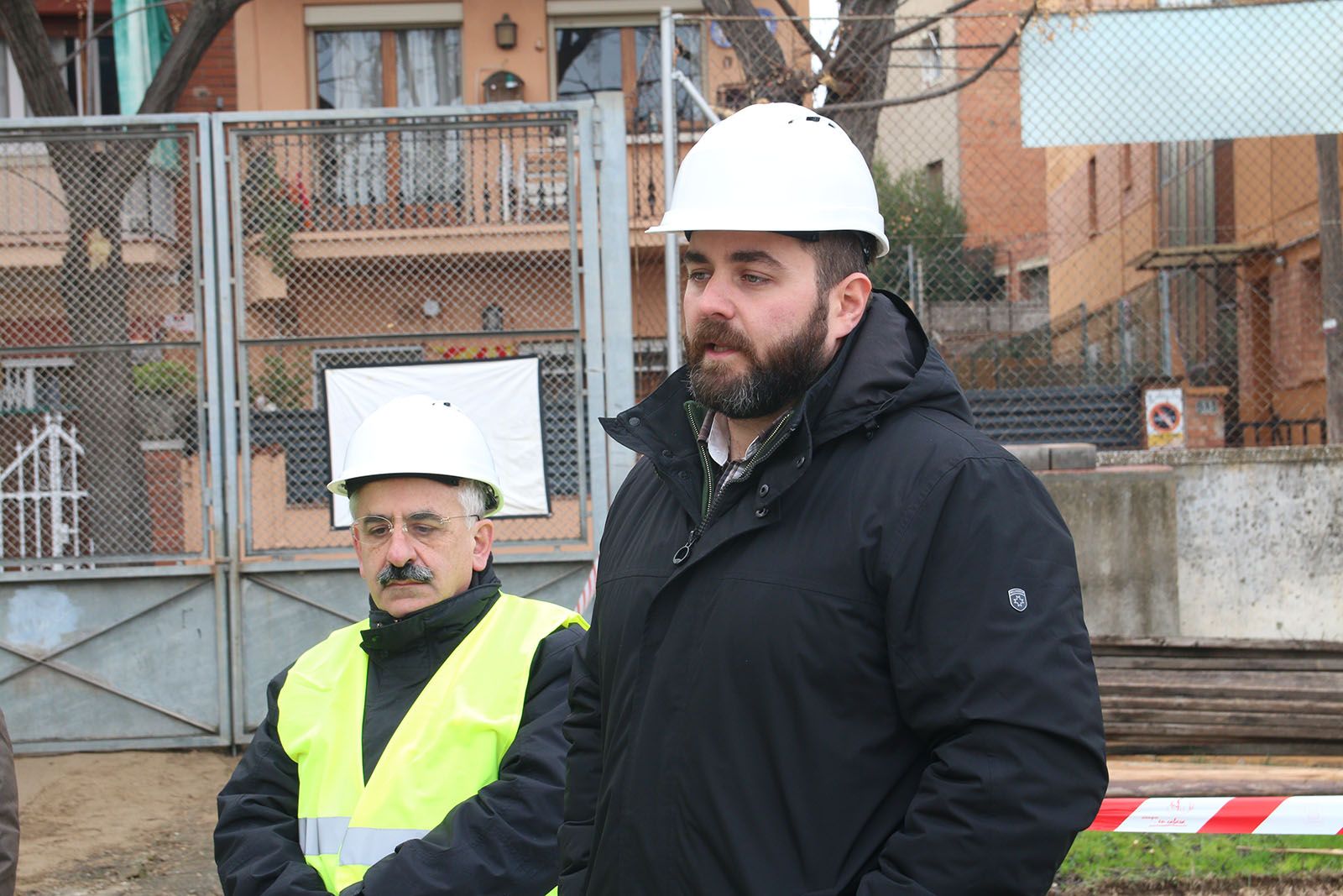 Eloi Rovira, a la dreta de la imatge, en una visita a les obres de les Pistes de Sant Francesc. FOTO: Lali Álvarez
