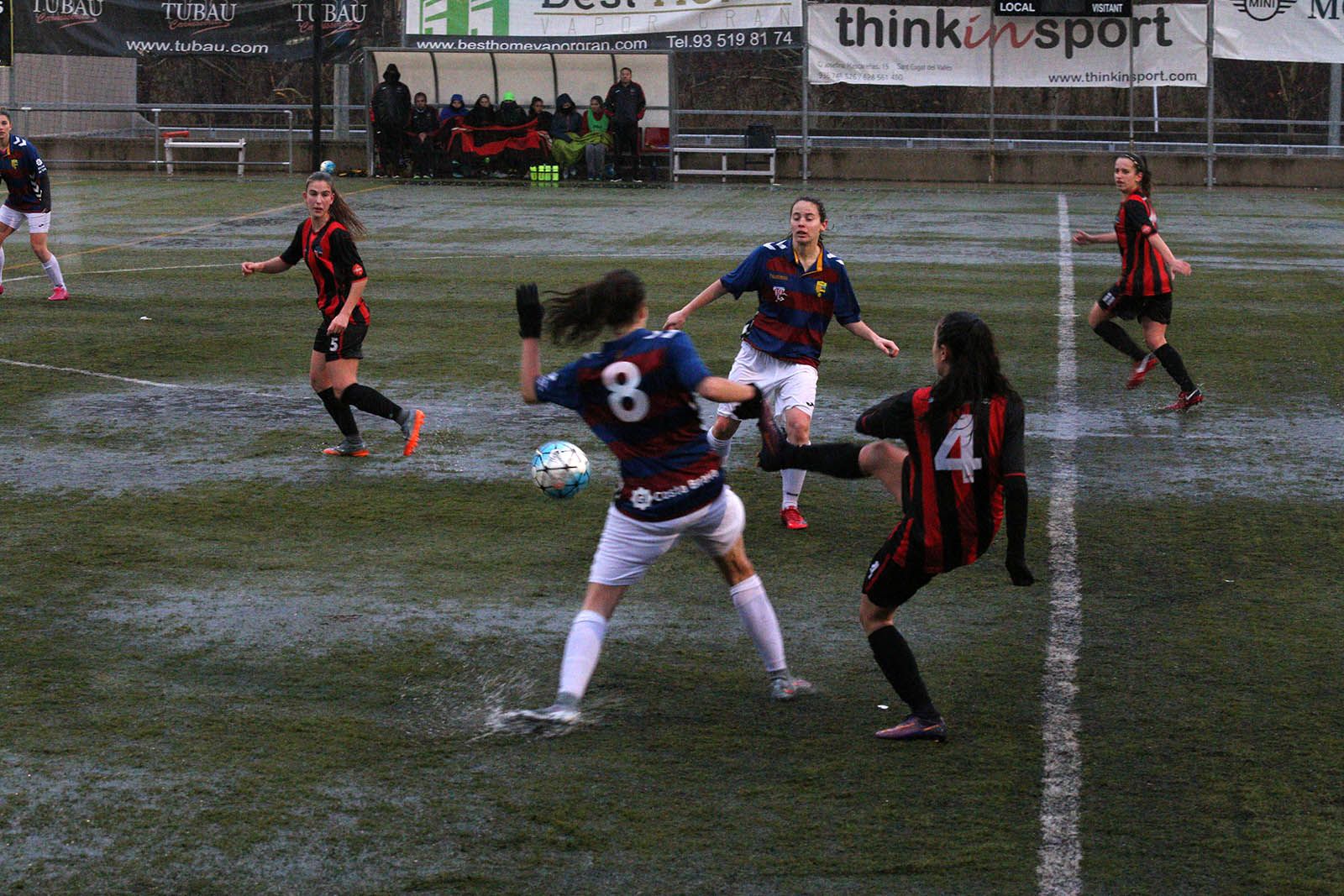 Lliga de futbol femení: Sant Cugat FC femení-UE L'Estartit. Foto: Lali Álvarez