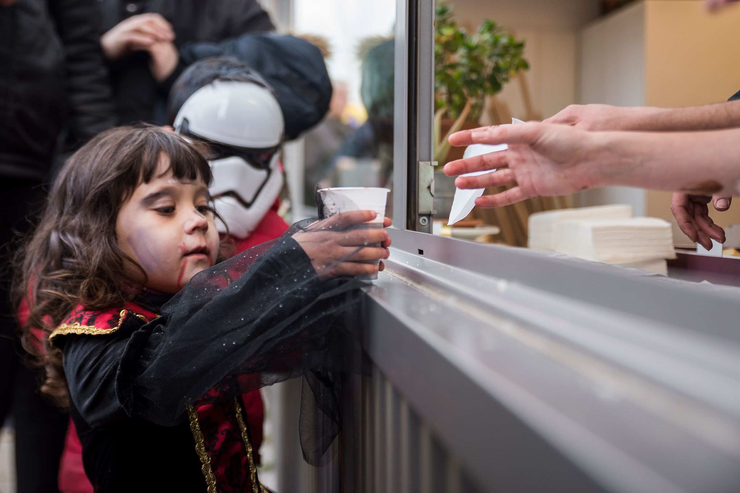El Carnaval al barri de Mira-Sol. Foto: Bernat Millet