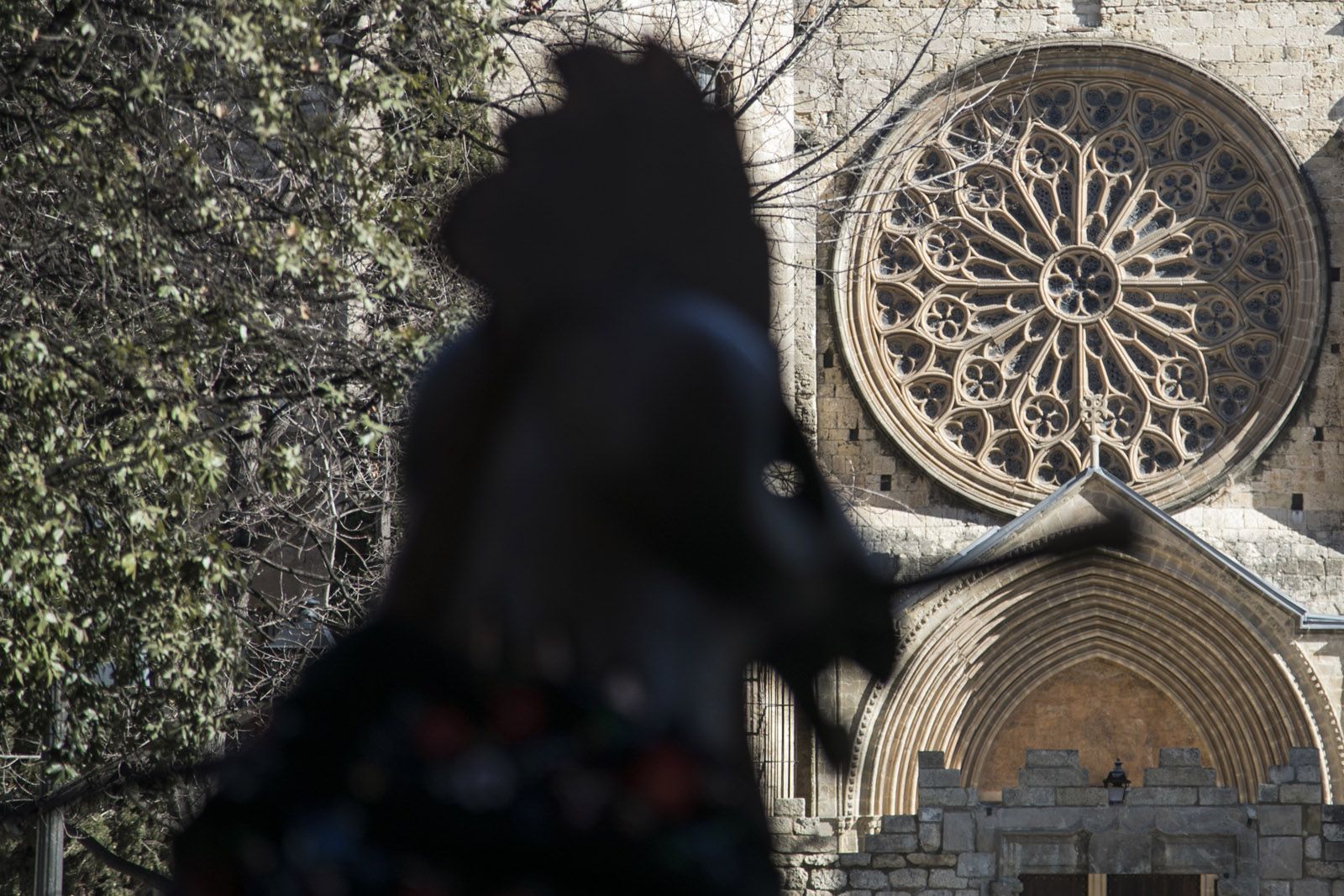 Ball de Velles i Ball de Gitanes a la plaça d’Octavià. FOTO: Lali Puig