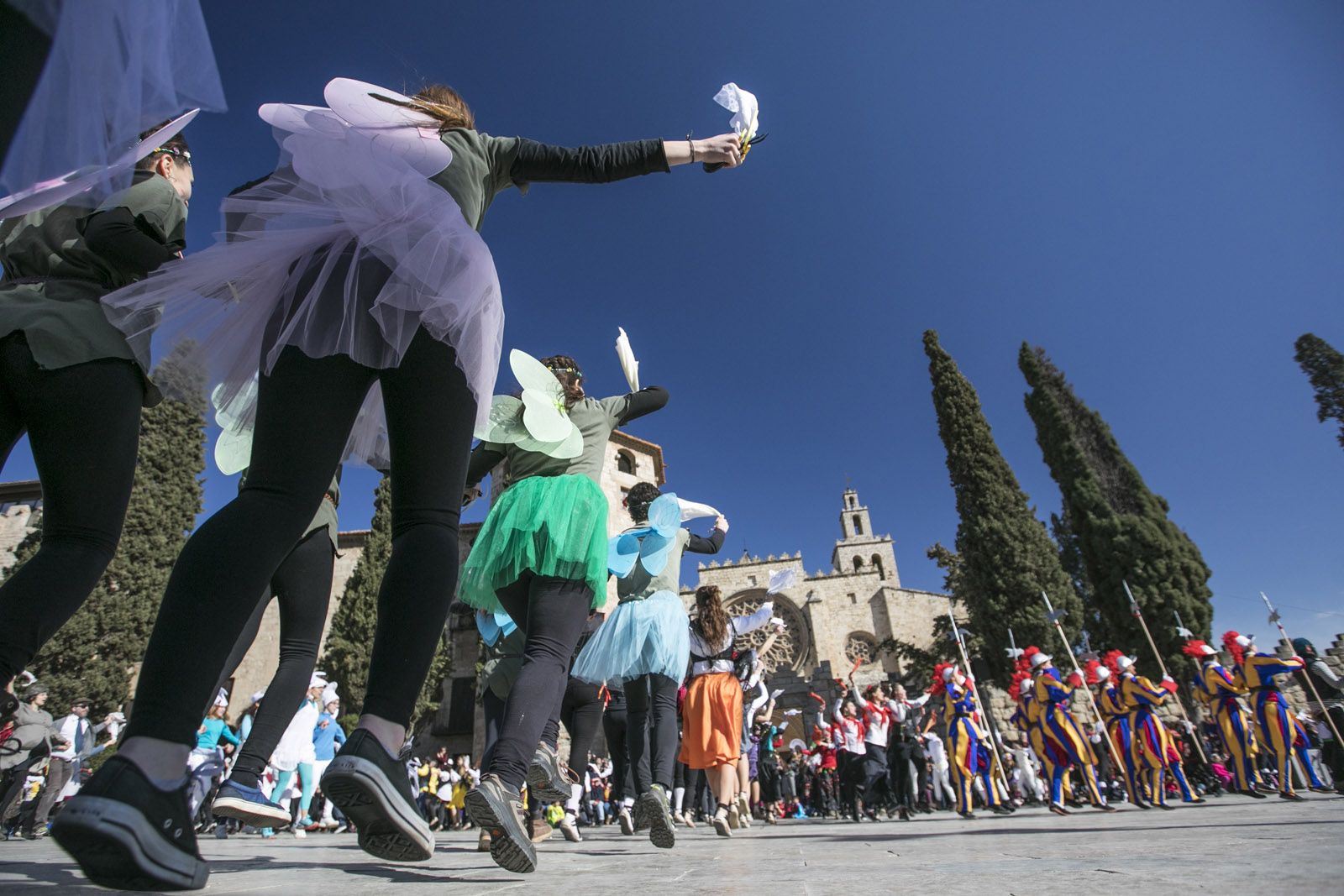 Ball de Velles i Ball de Gitanes a la plaça d’Octavià. FOTO: Lali Puig