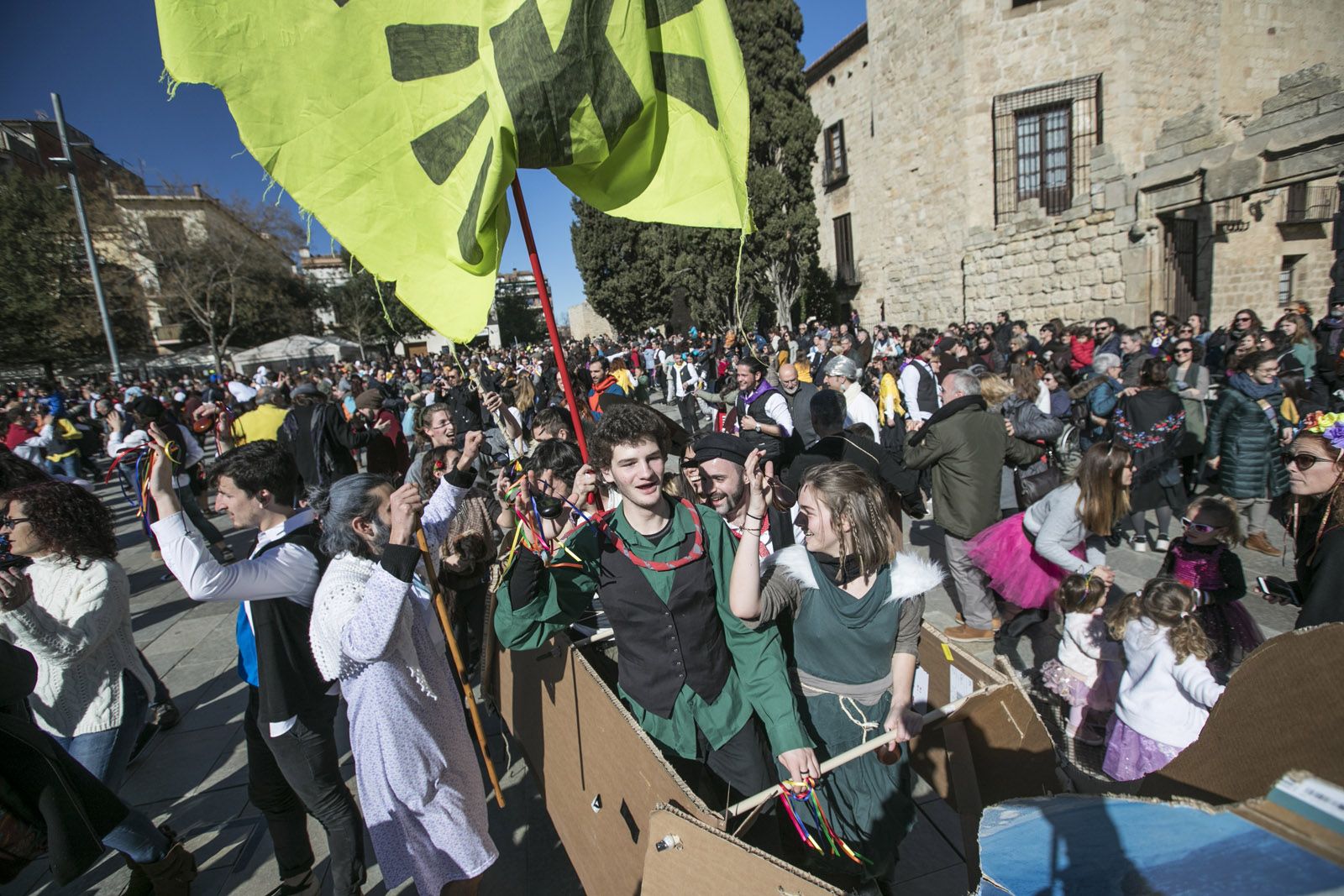 Ball de Velles i Ball de Gitanes a la plaça d’Octavià. FOTO: Lali Puig