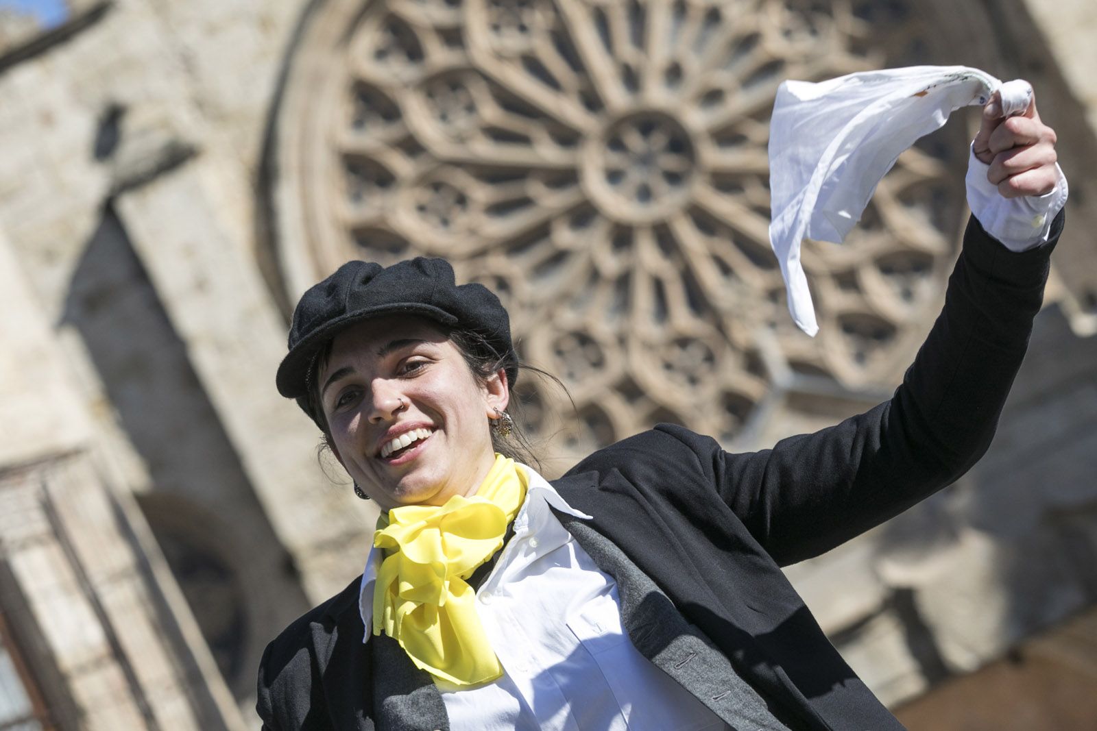 Ball de Velles i Ball de Gitanes a la plaça d’Octavià. FOTO: Lali Puig