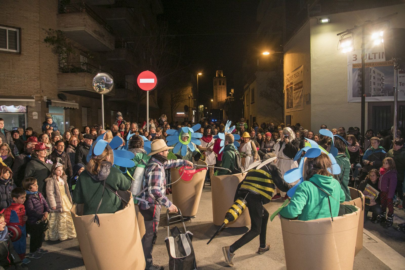 Rua de comparses adultes de Carnaval i entrega de premis a la plaça d’Octavià. FOTO: Lali Puig