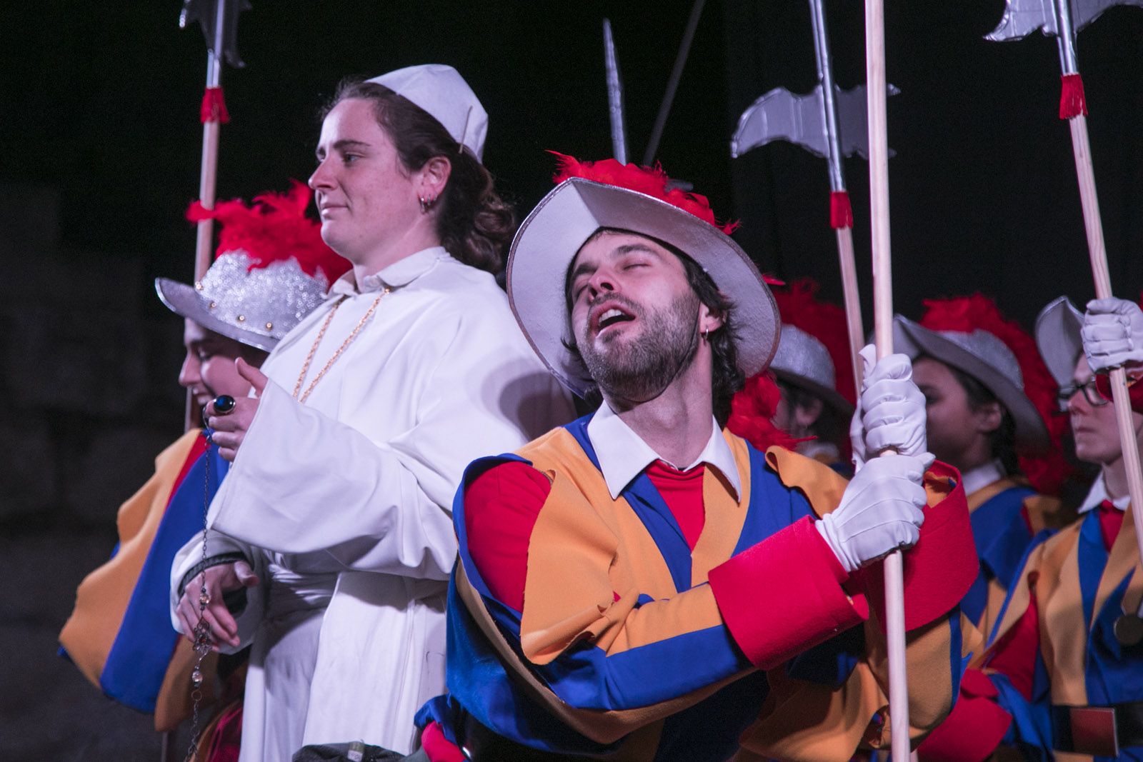Rua de comparses adultes de Carnaval i entrega de premis a la plaça d’Octavià. FOTO: Lali Puig