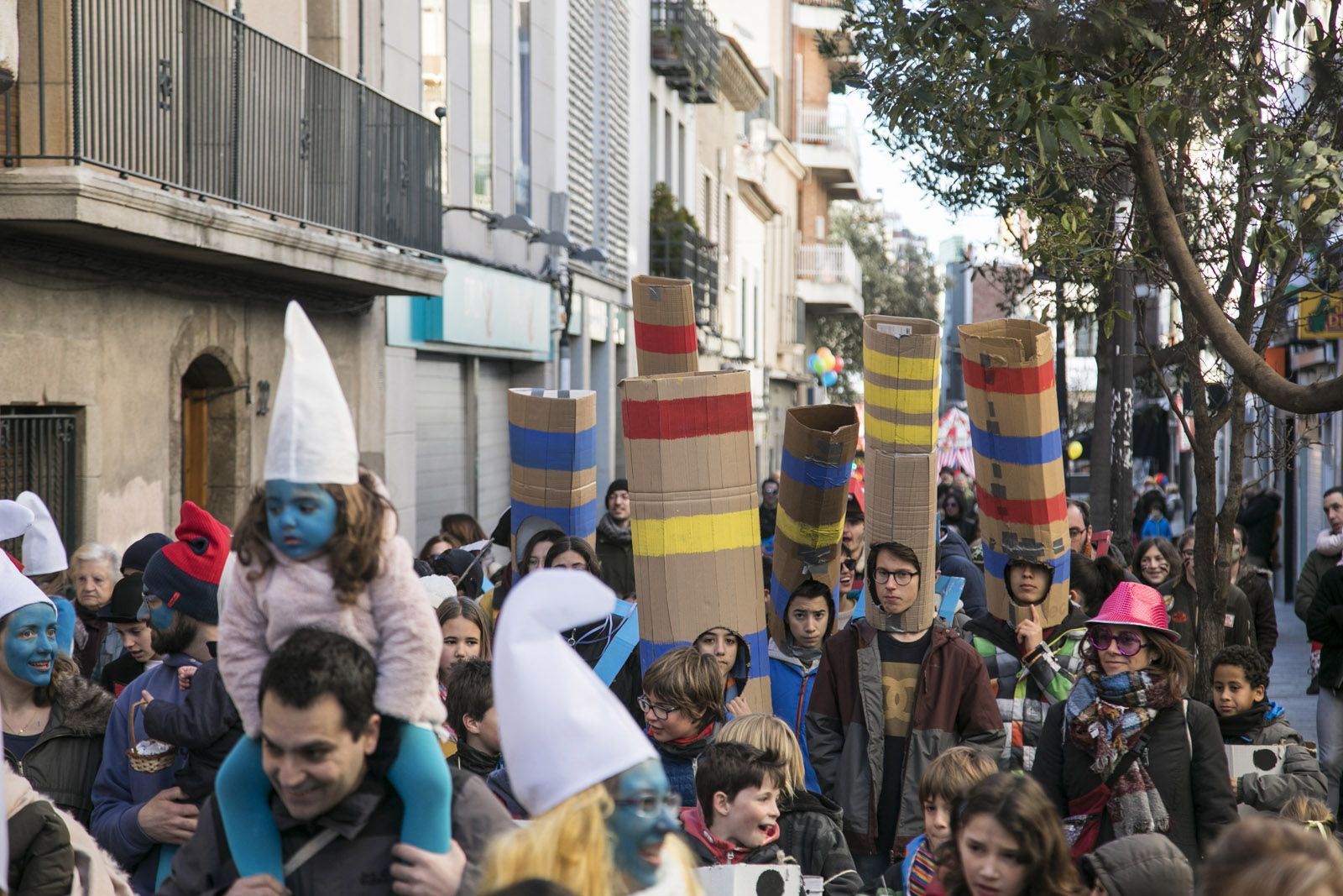 Rua de comparses infantils. FOTO: Lali Puig