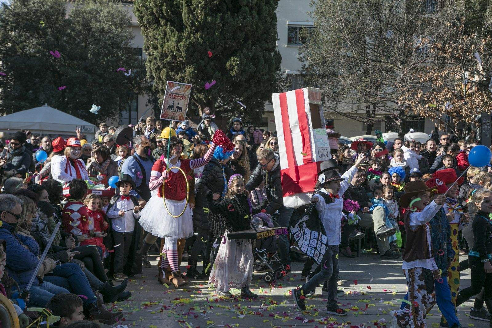 Rua de comparses infantils. FOTO: Lali Puig
