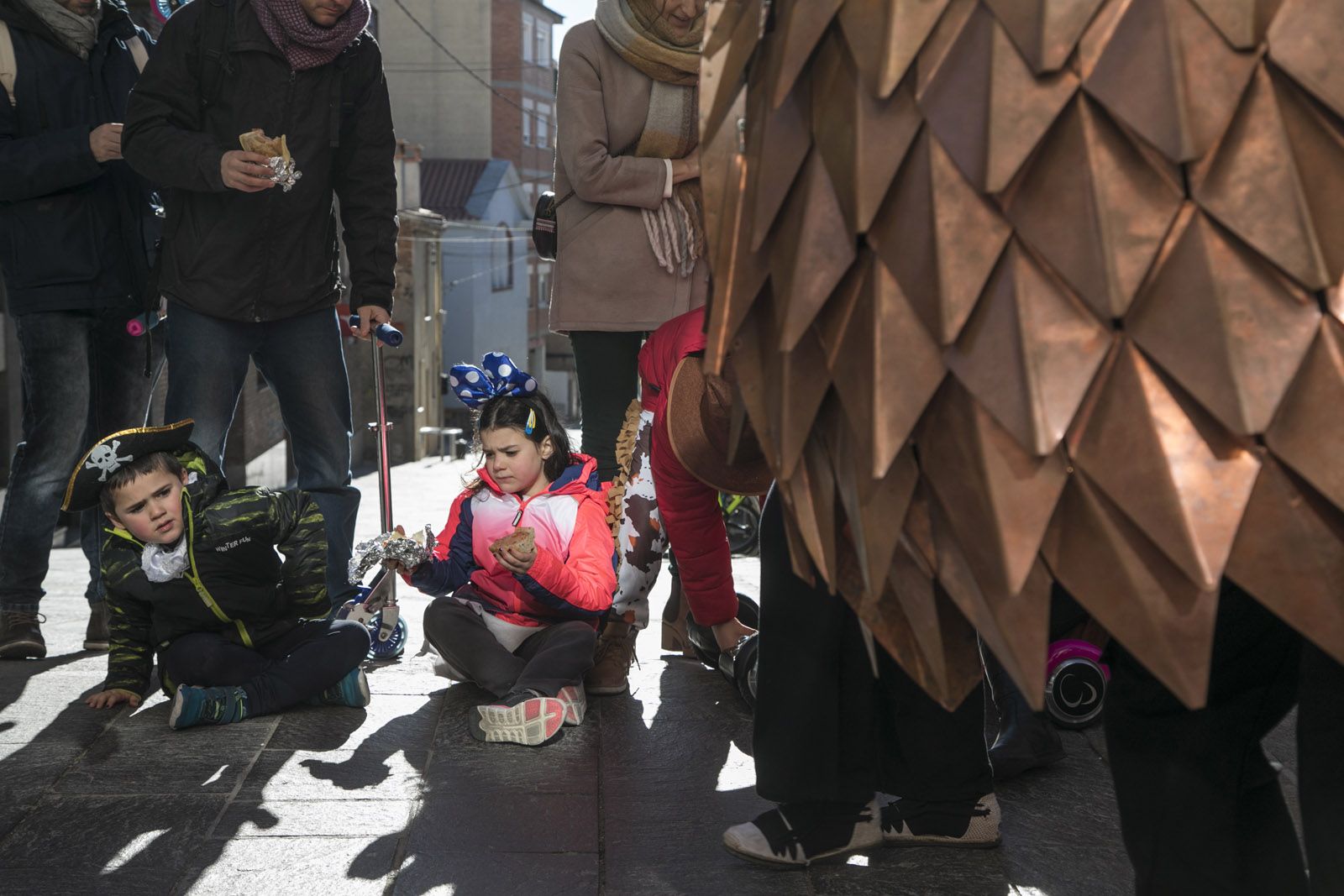 Rua de comparses infantils fins a la plaça d’Octavià. FOTO: Lali Puig
