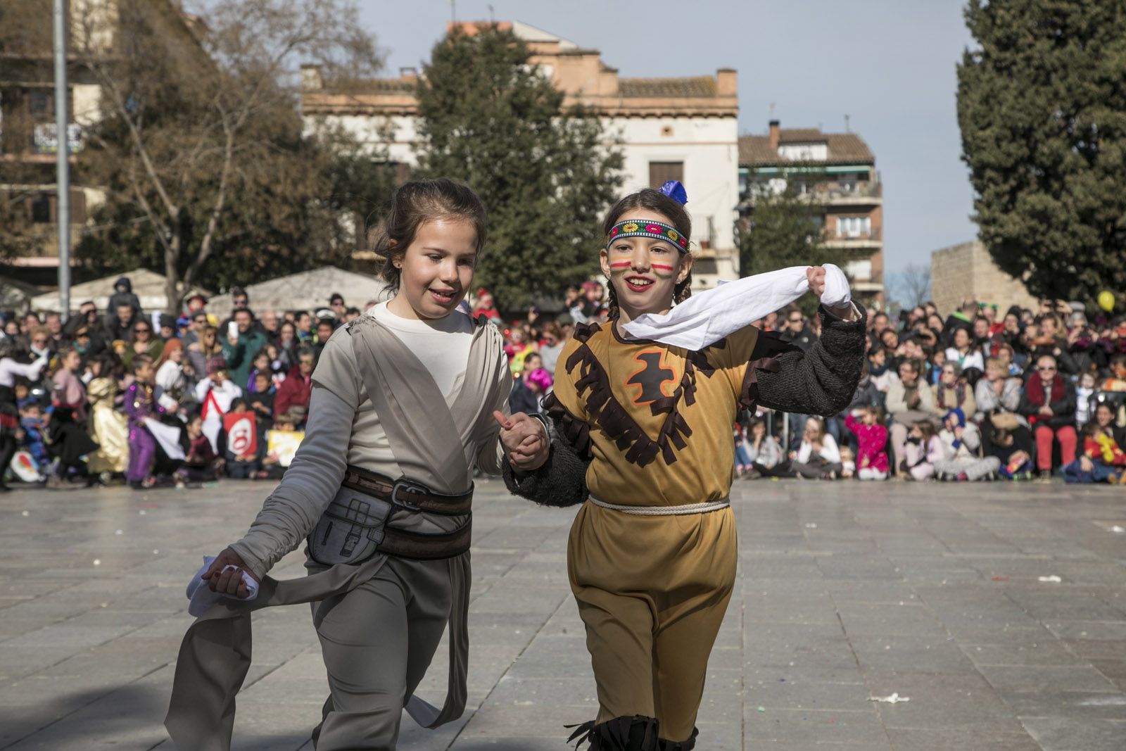 Ball de Gitanetes i Ball de Giovenetes a la plaça d’Octavià. FOTO: Lali Puig