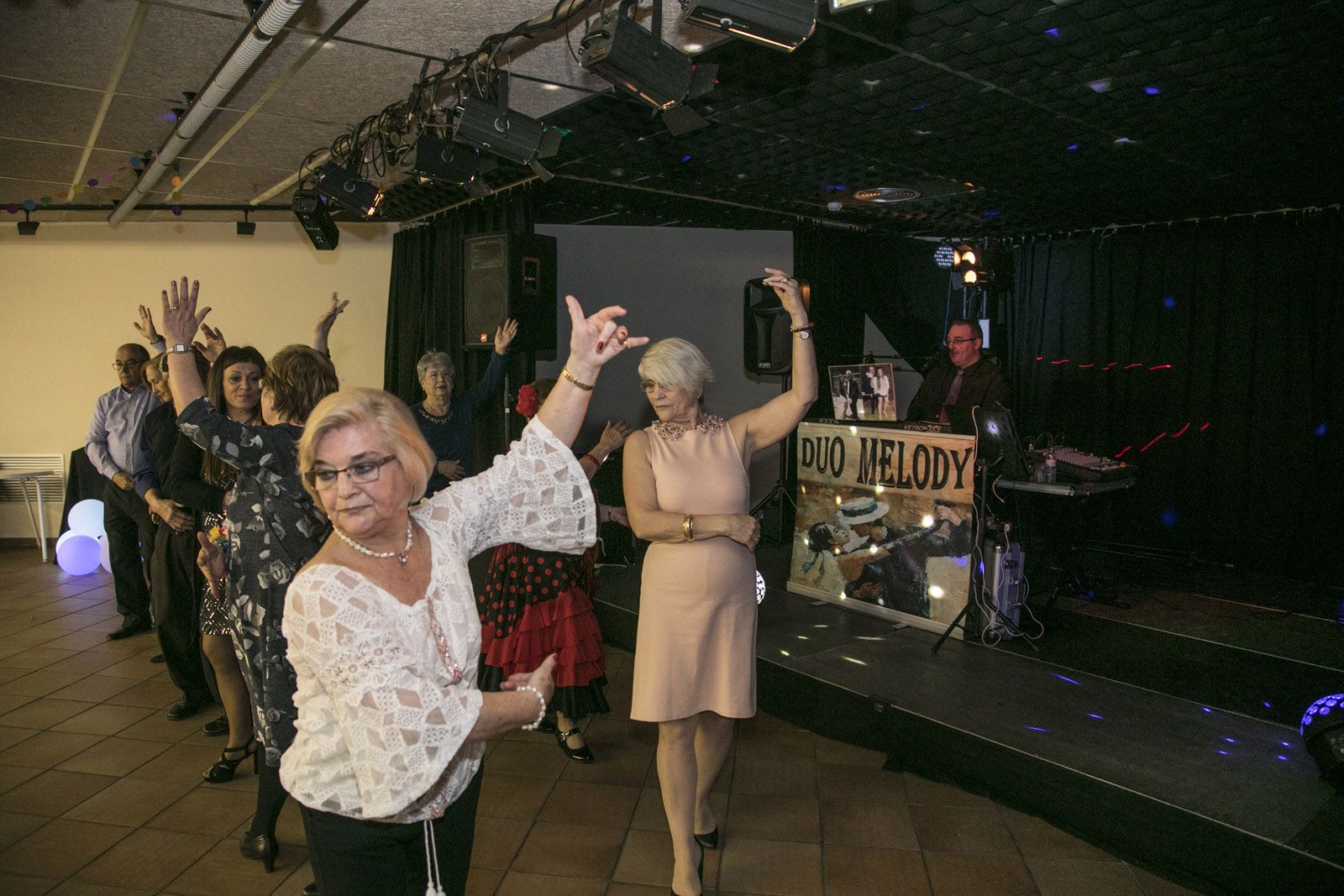 Ball de Carnaval per la gent gran amb el Grup Melody al Casal Torreblanca. FOTO: Lali Puig