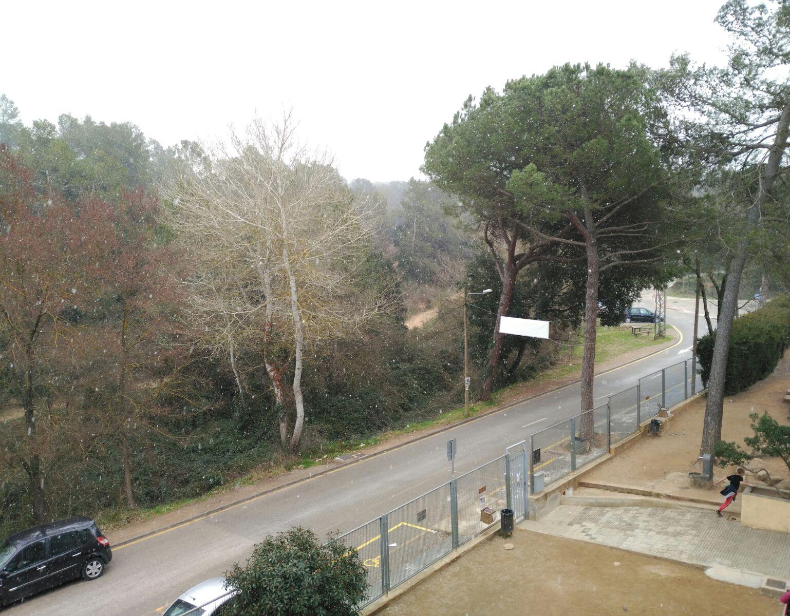 Comença a nevar a Sant Cugat. FOTO: Cedida