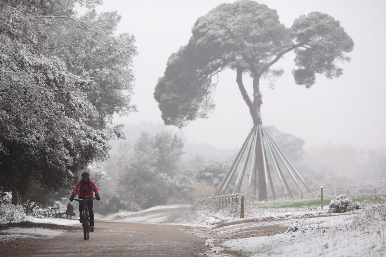 Nevada a Sant Cugat.  FOTO: Artur Ribera 