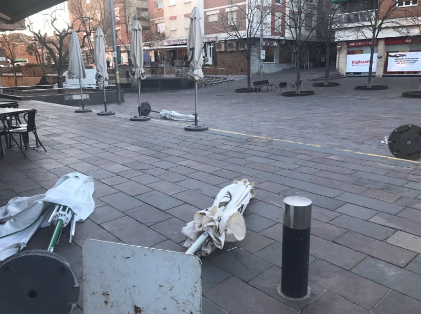 El vent ja s'ha deixat notar a Sant Cugat FOTO: TOT Sant Cugat