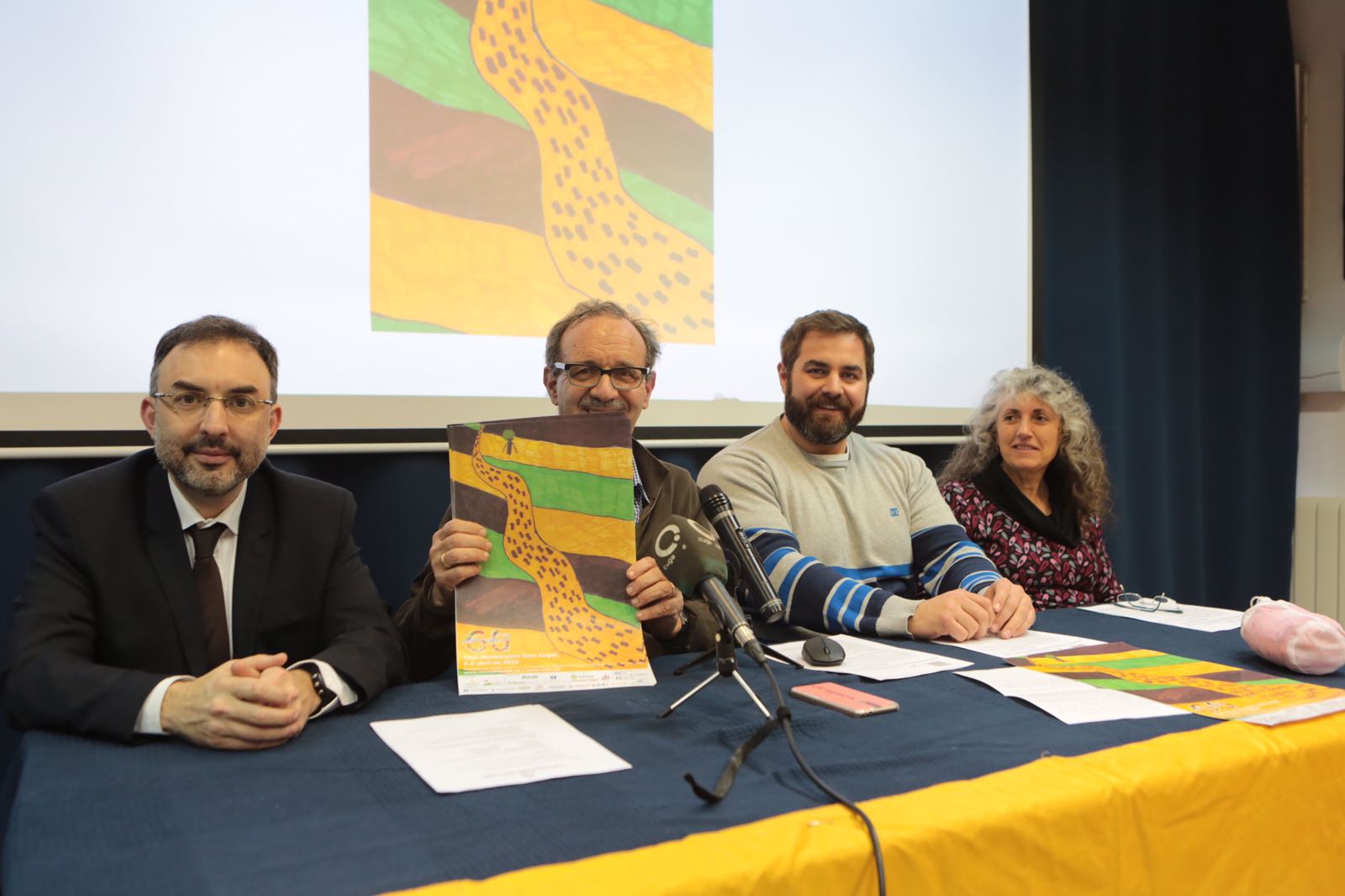 Xavier Lao, de l'Obra Social La Caixa, Silvano Bendinelli, president del Club Muntanyenc Sant Cugat, Eloi Rovira, regidor d'Esports i Joventut i Adelaida Soler, del grup TEA Sant Cugat. FOTO: Artur Ribera.
