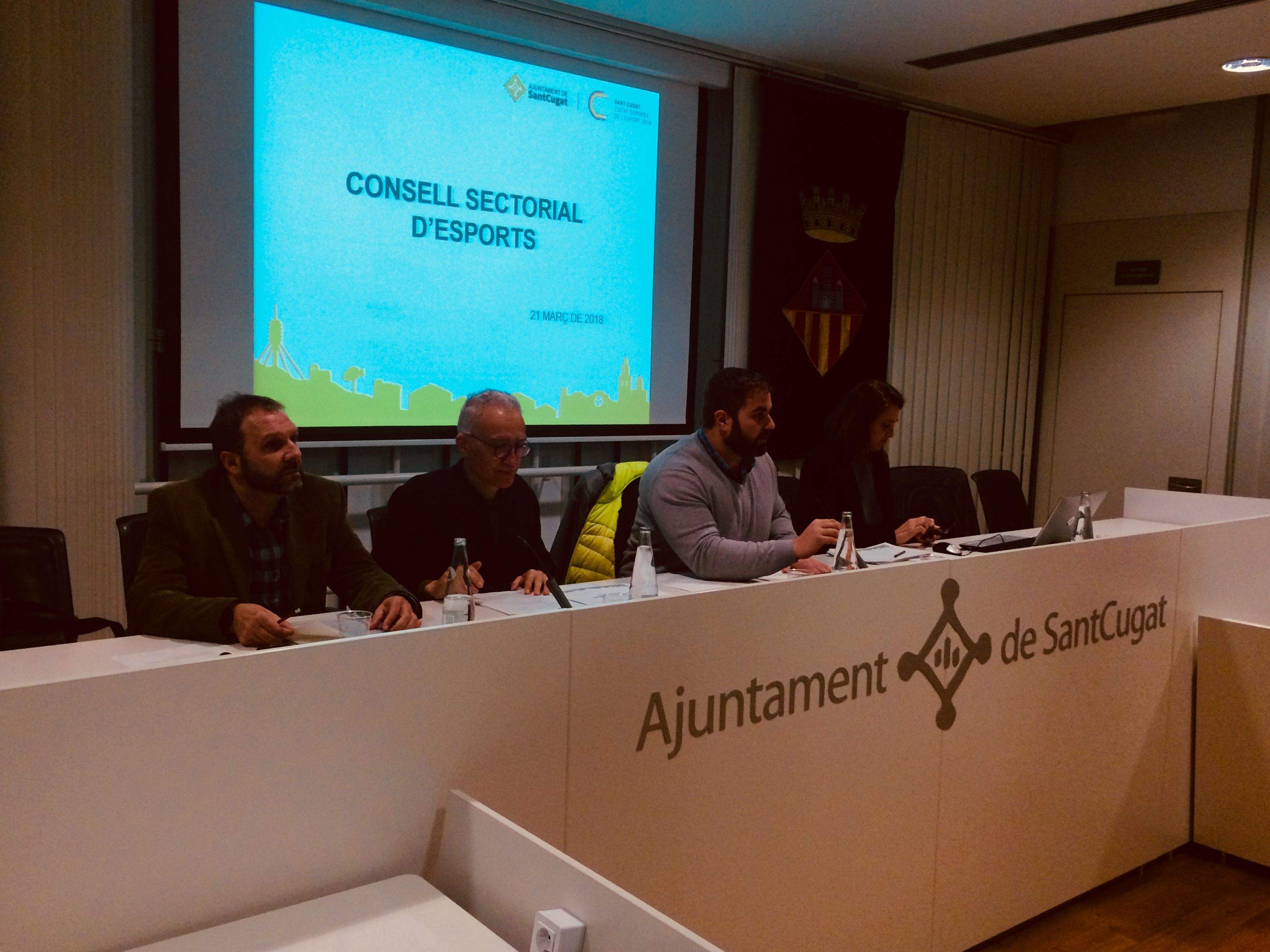 Xavi Codina, Manel González, Eloi Rovira i Marisa Santamaria, en el Consell Sectorial d'Esports. FOTO: Àlex López Puig 
