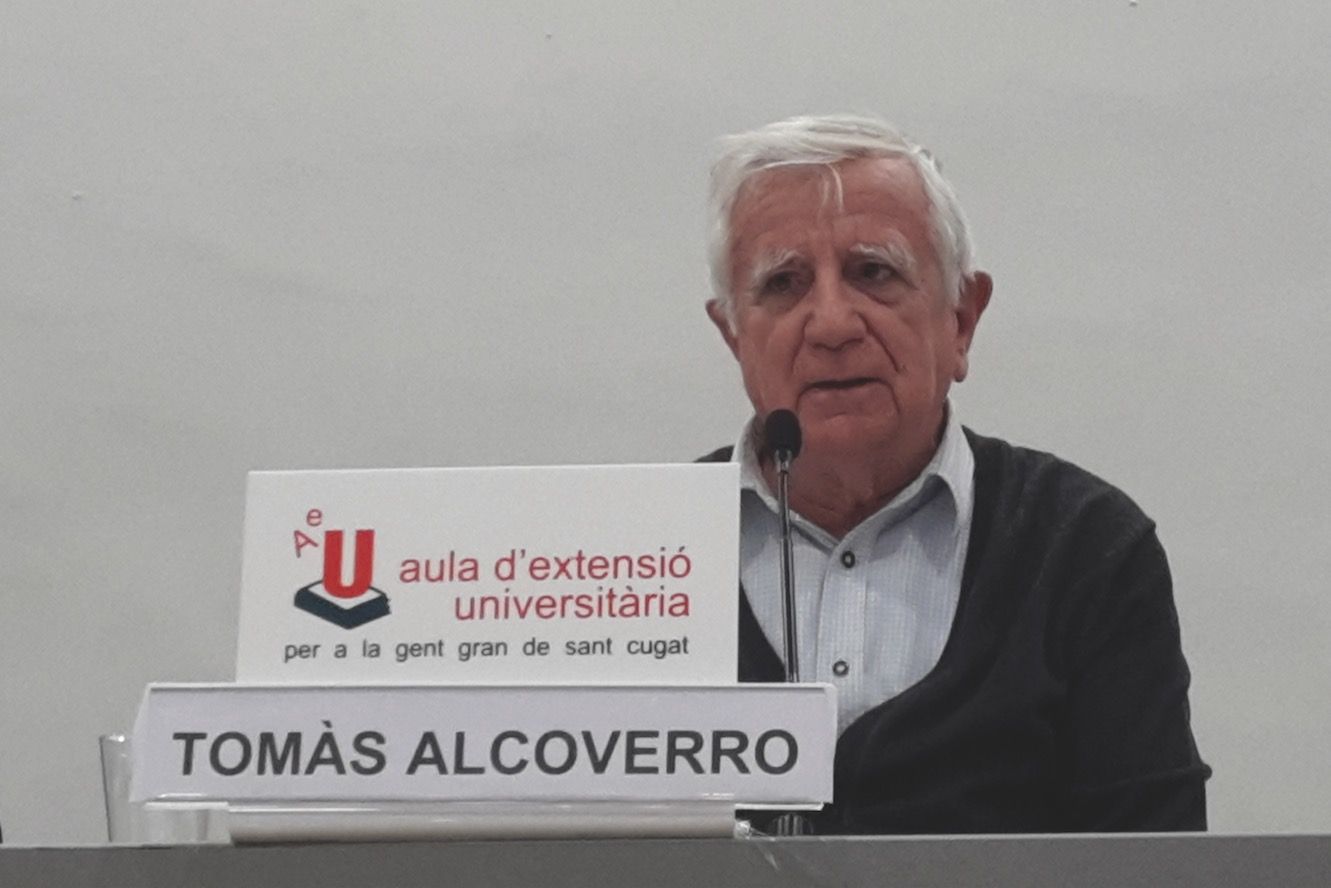 Tomàs Alcoverro a la conferència “Mig segle de residència a l’Orient Mitjà” FOTO: Cedida