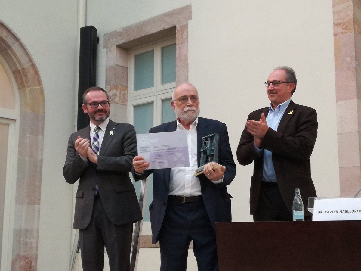 Arcadi Oliveres ha rebut el premi de 'Constructors per la pau' FOTO: ICIP
