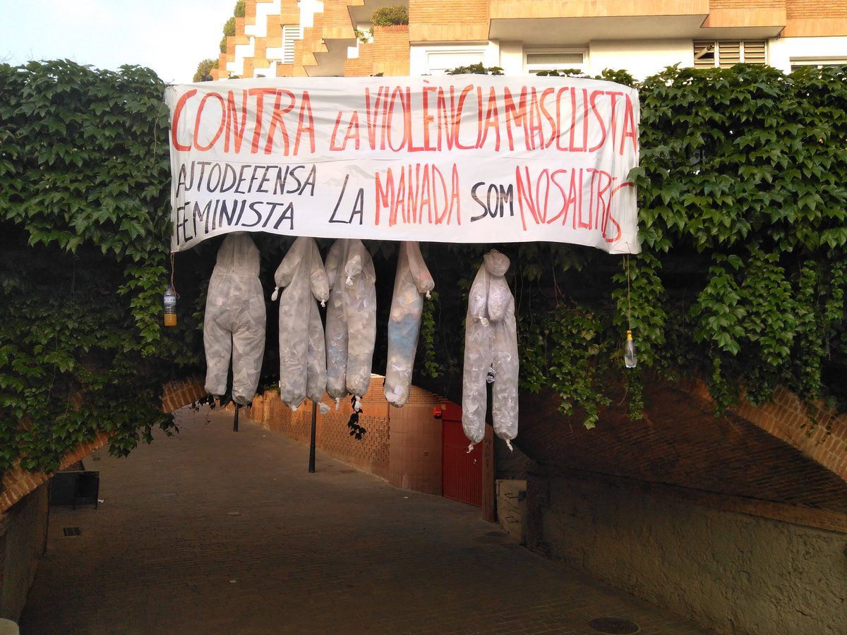 Acció de denúncia a Sant Cugat contra la sentència de La Manada FOTO: Arran Sant Cugat