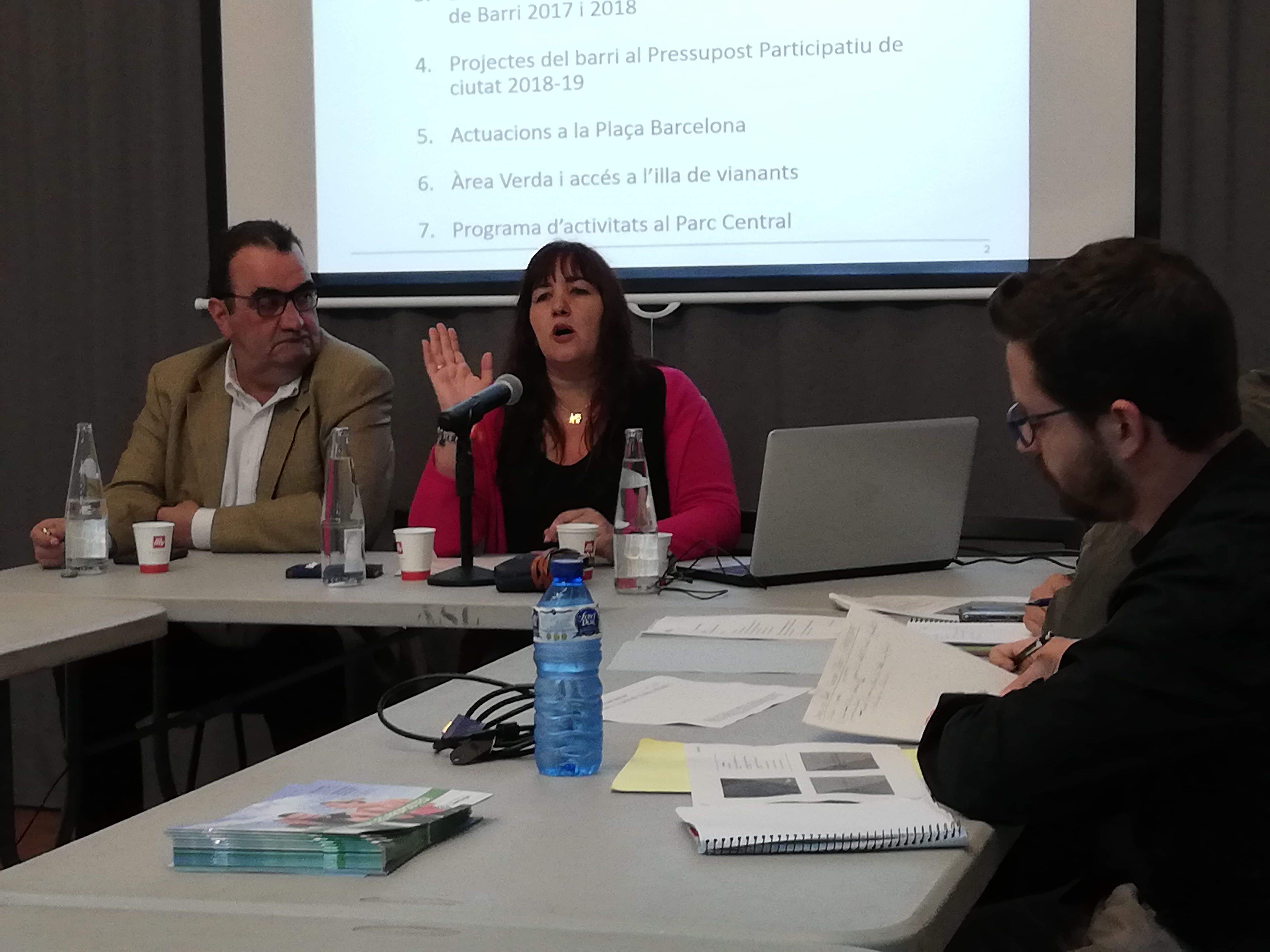 Mayte Pérez és la presidenta del consell de barri del barri de centre-oest. FOTO: Toni Alfaro.