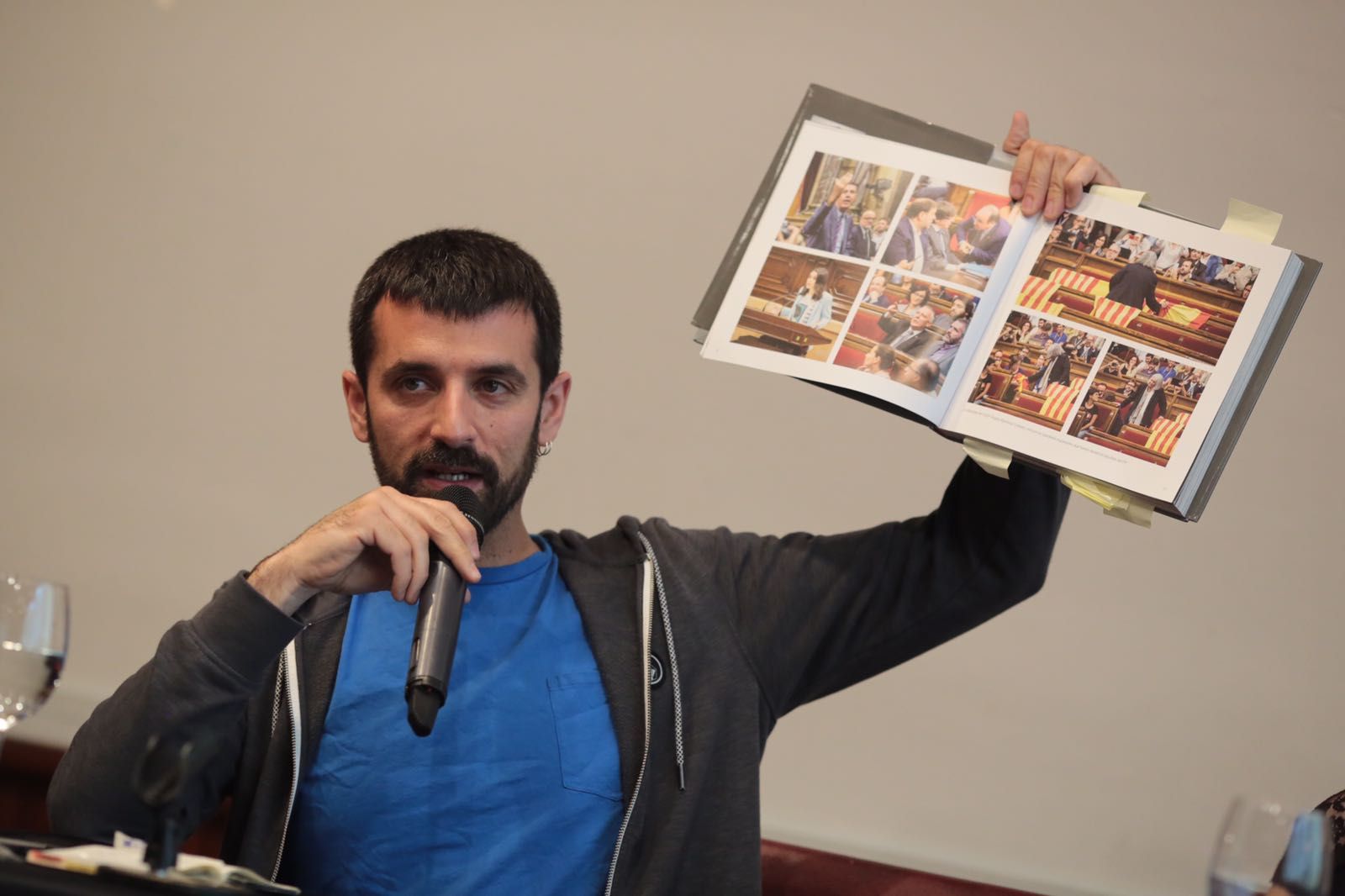 Jordi Borràs ha presentat 'Dies que duraran anys' a Sant Cugat. FOTO: Artur Ribera
