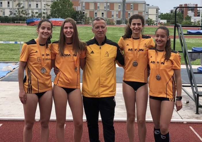 Equip Sub-18 femení de relleus del Club Muntanyenc Sant Cugat. FOTO: Club Muntanyenc Sant Cugat.