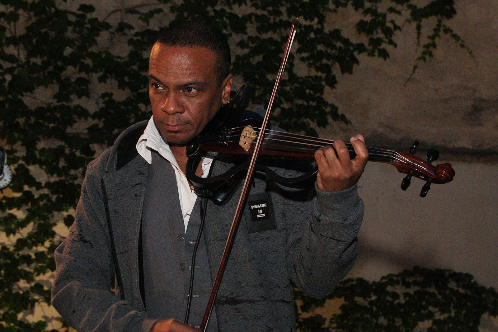 St.Qblack a l'Ateneu, música cubana. Foto: Lali Álvarez