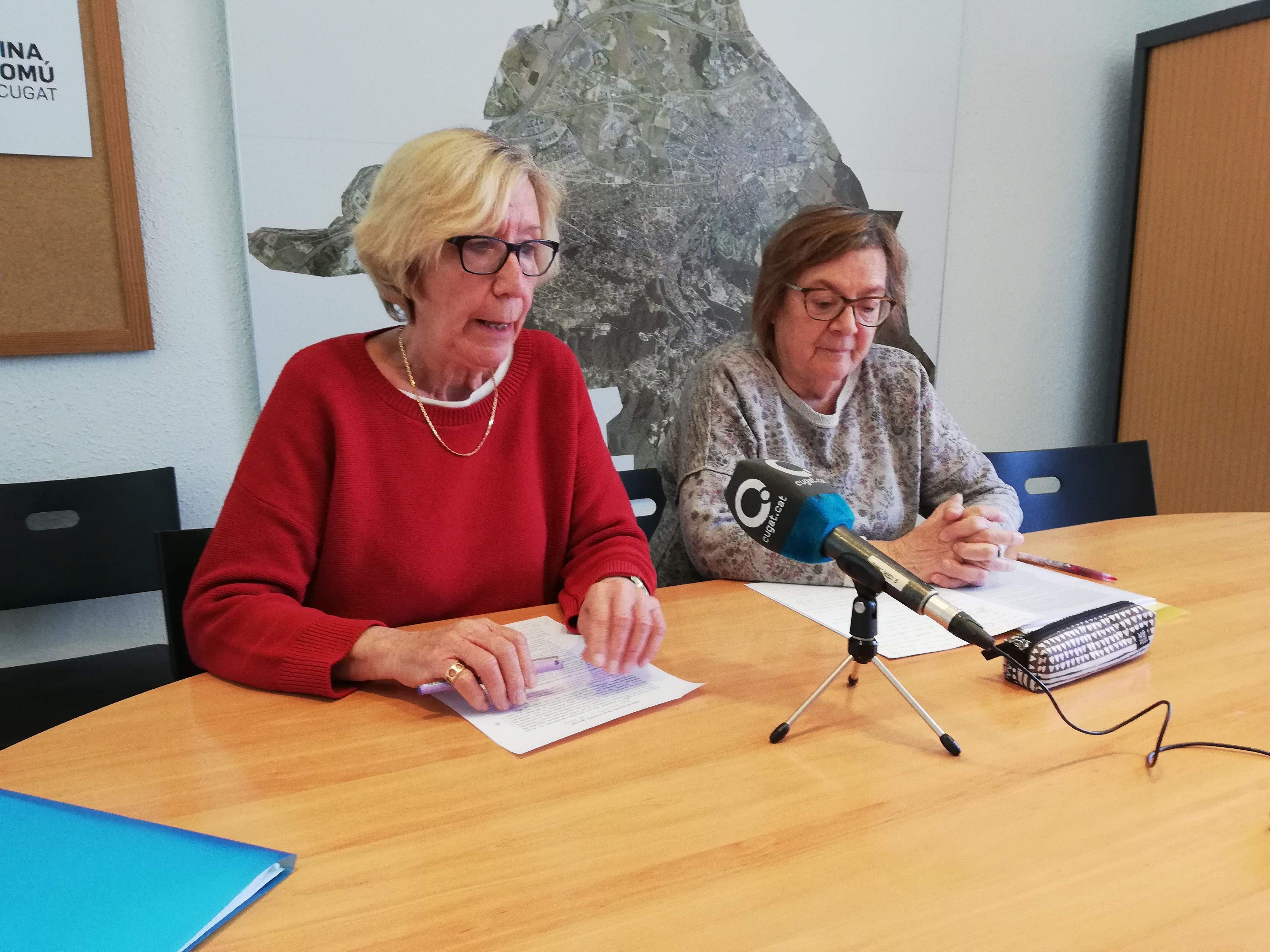 Roser Casamitjana, d'ICV-EUiA, i Montse Español, representant de Dones amb Iniciativa. FOTO: Toni Alfaro.