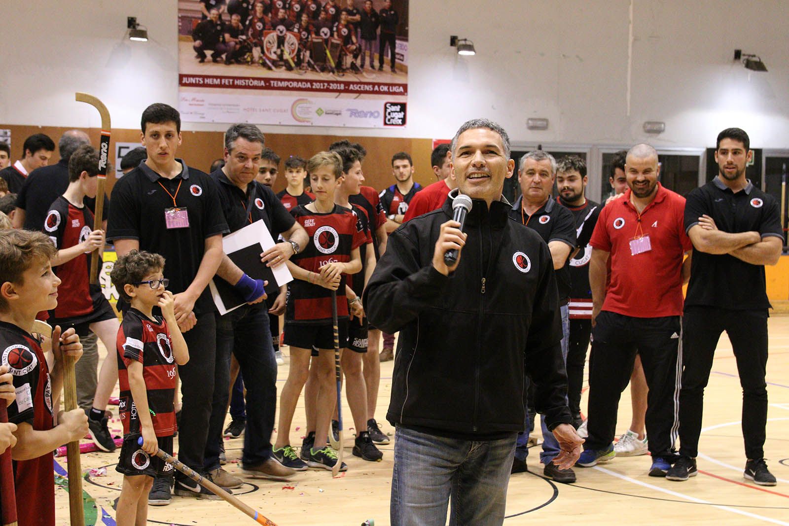 Celebració de l'ascens OK Lliga del PHC Sant Cugat. Foto: Lali Álvarez