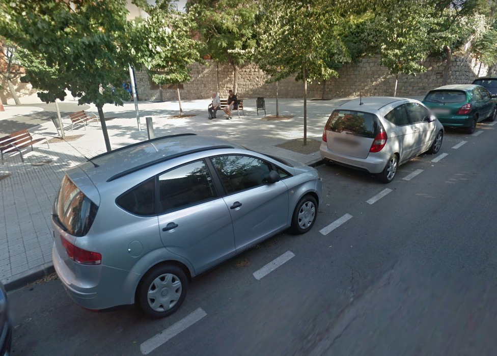 L'espai entre el Joan Maragall i el passeig de Sant Medir es dirà placeta de Joana Raspall