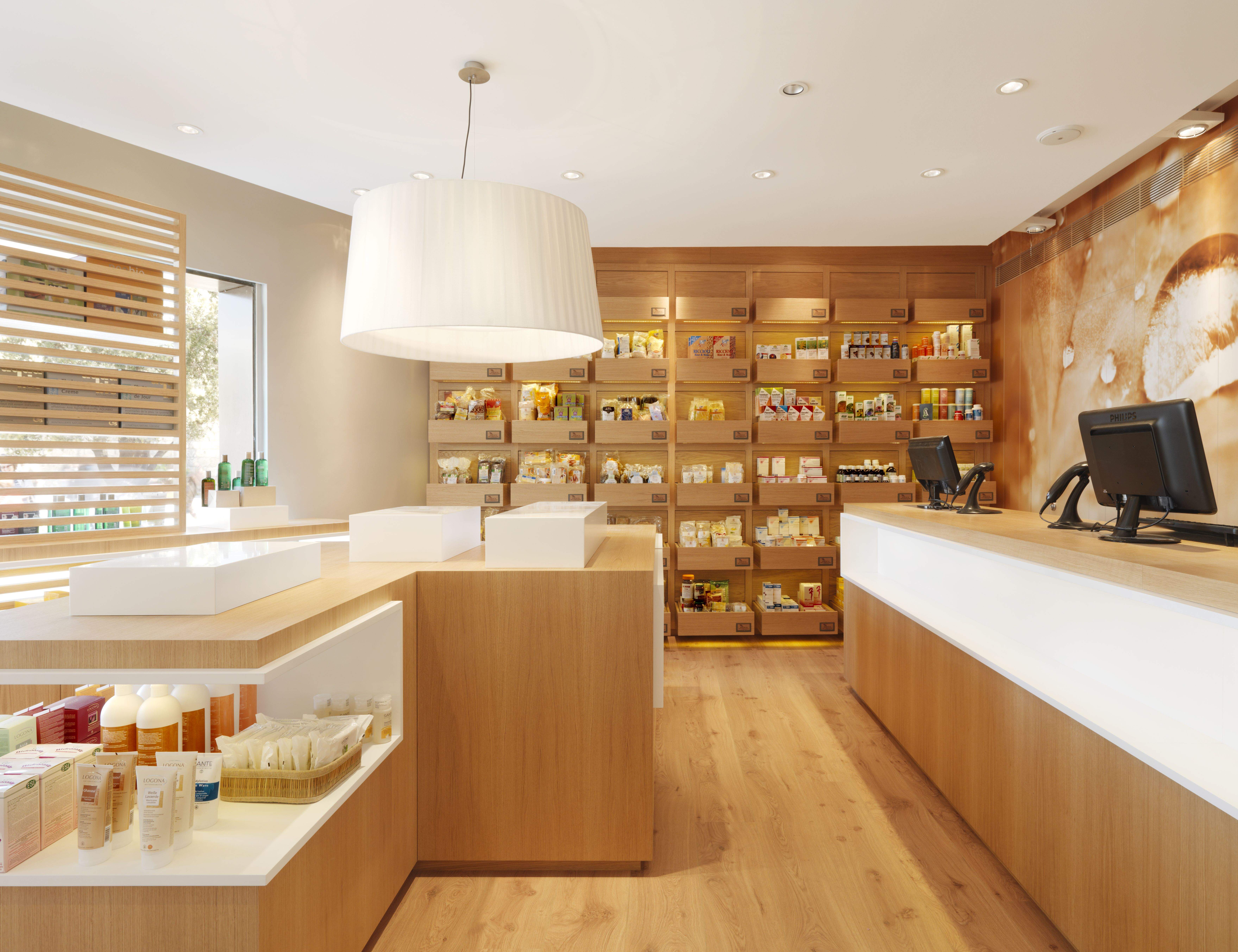 Interior de la parafarmàcia Essència Sant Cugat FOTO: Cedida