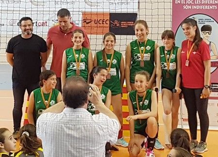 L'escola Olivera A, terceres en la Final de Catalunya. FOTO: OMET