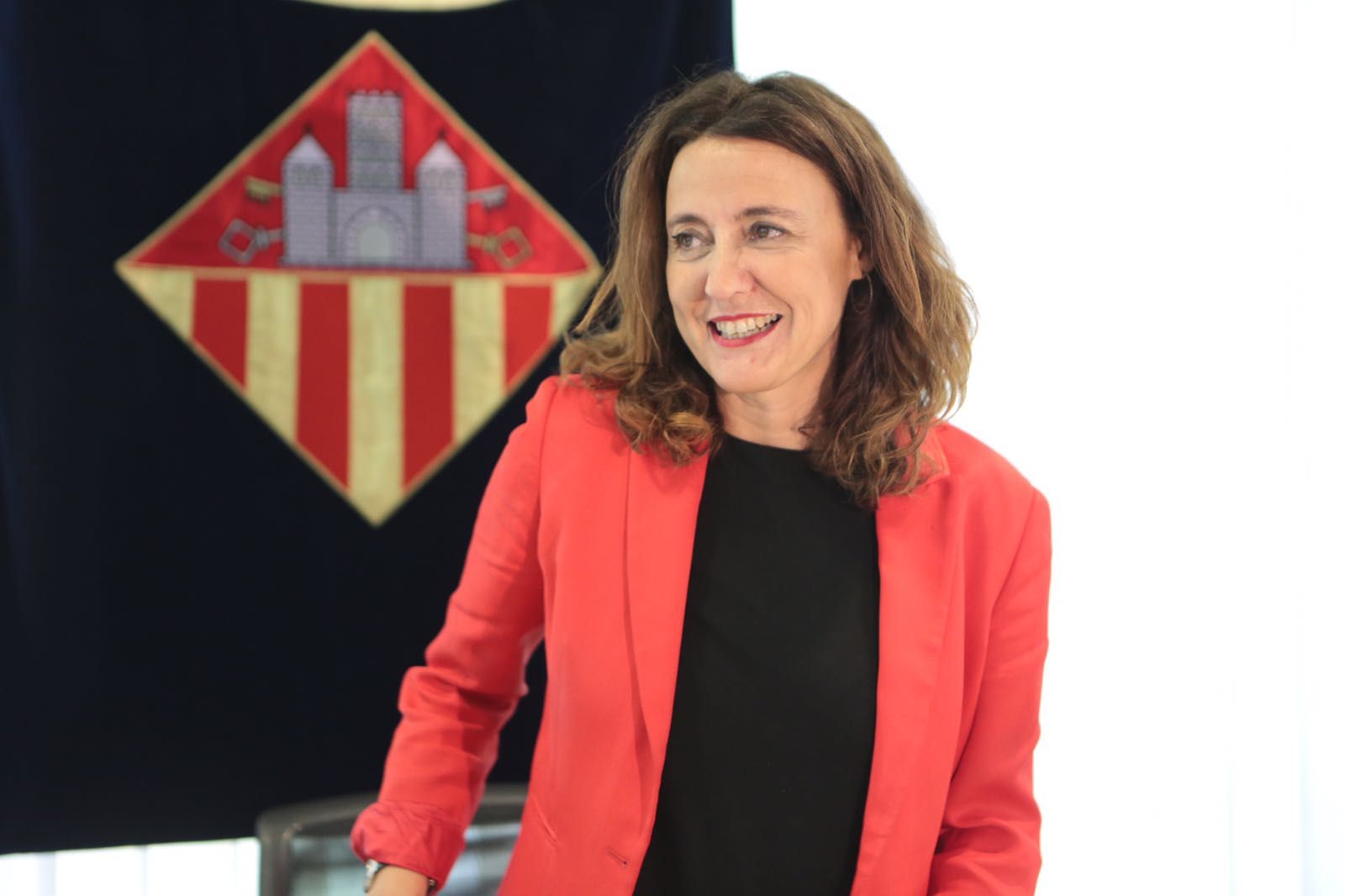 Mercè Conesa, durant el Ple Municipal en què anunciava la renúncia a alcaldessa FOTO: Artur Ribera