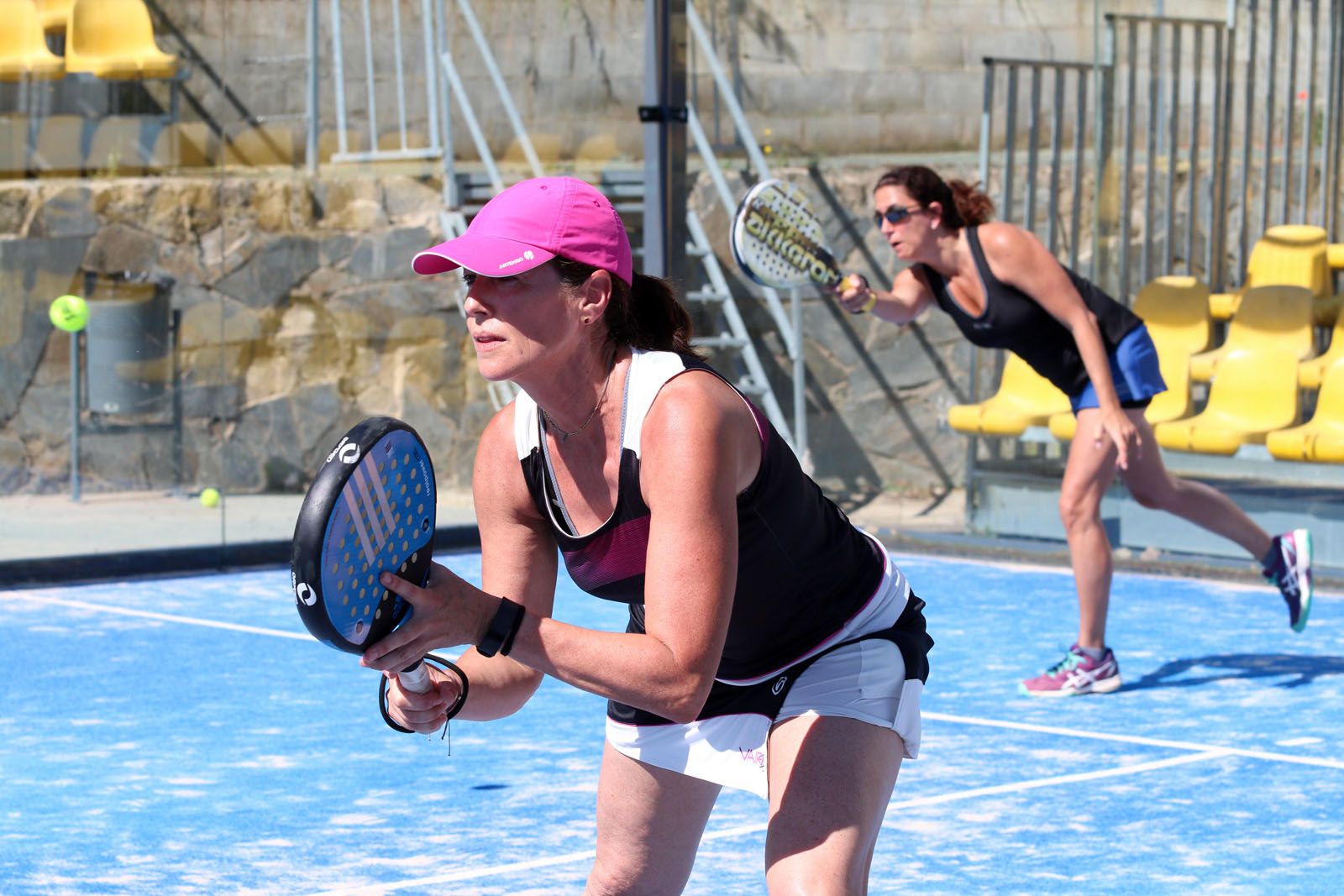 Participants del torneig de pàdel #forçamiquel. FOTO: Lali Álvarez