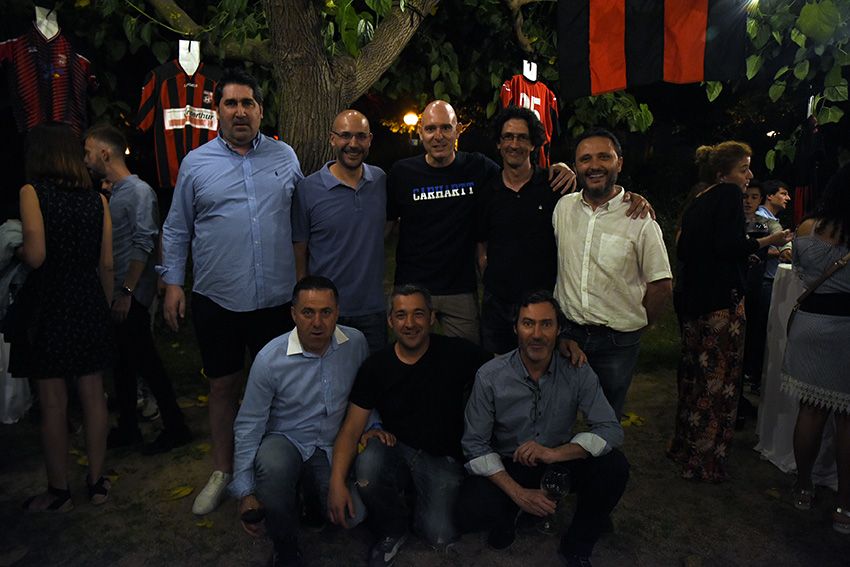 De dalt a baix i d'esquerre a dreta: Pepe, Jaume Estrada, Sergi Martínez, Sergi Pla, Nino, Javi López, Carlos Sánchez i Rafa García-Gascón. FOTO: Bernat Millet