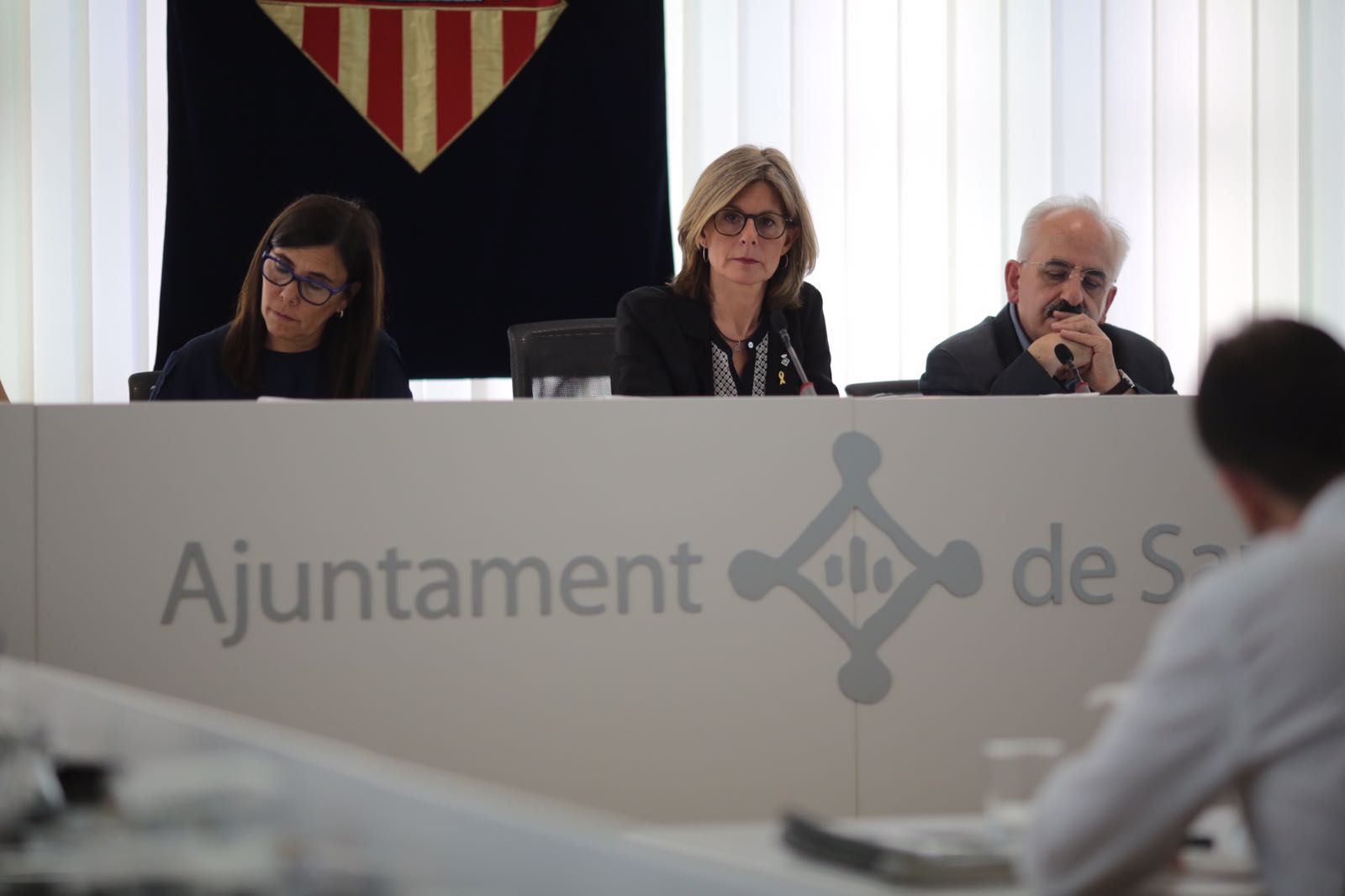 El ple ha estat presidit per la nova alcaldessa de Sant Cugat, Carmela Fortuny. FOTO: Artur Ribera