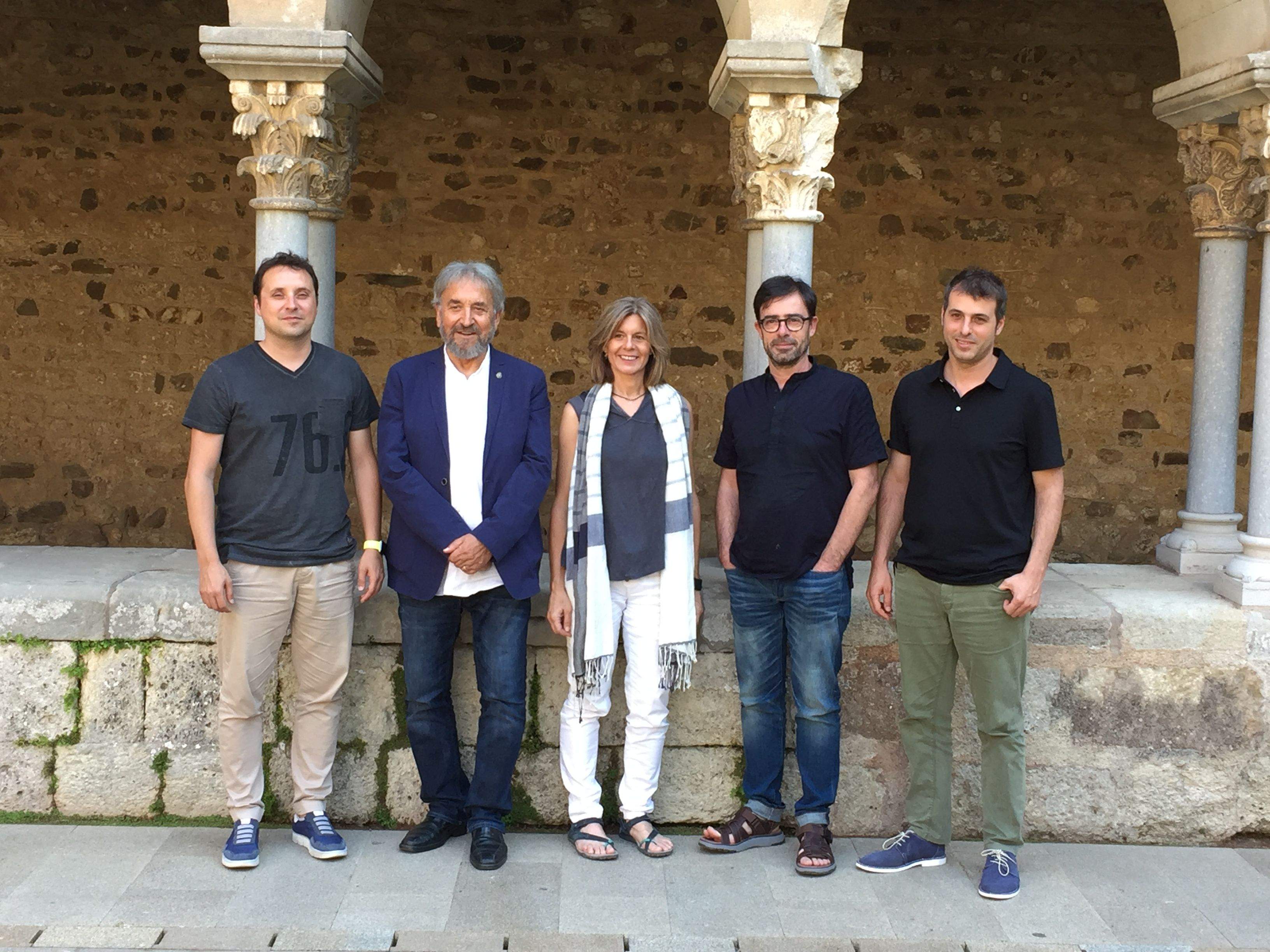 Part del jurat de la Biennal, al costat de l'alcaldessa Carmela Fortuny. FOTO: TOT Sant Cugat