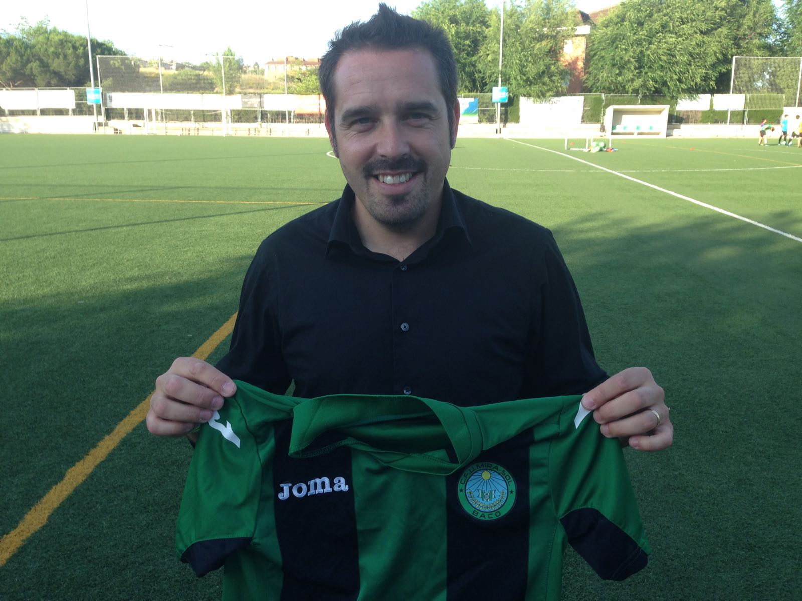 Jordi García Duque és acomiadat del primer equip masculí del CFU Mira-sol Baco. FOTO: CFU Mira-sol Baco