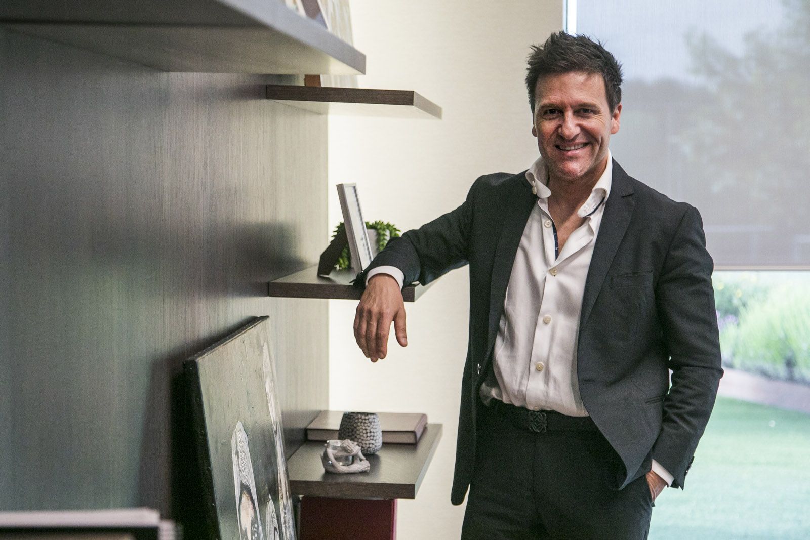 El Dr. Ivan Mañero al seu despatx. Foto: Lali Puig