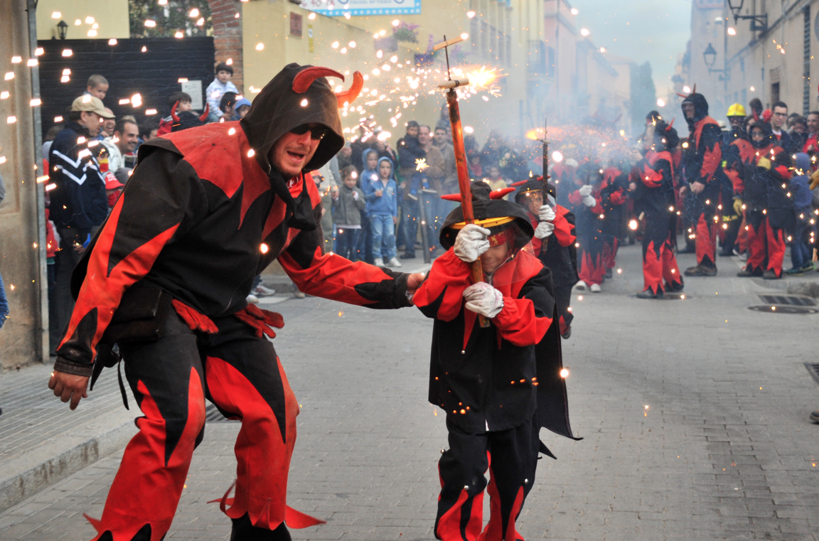 El correfoc infantil, una de les activitats de Festa Major FOTO: Amanda Bernal