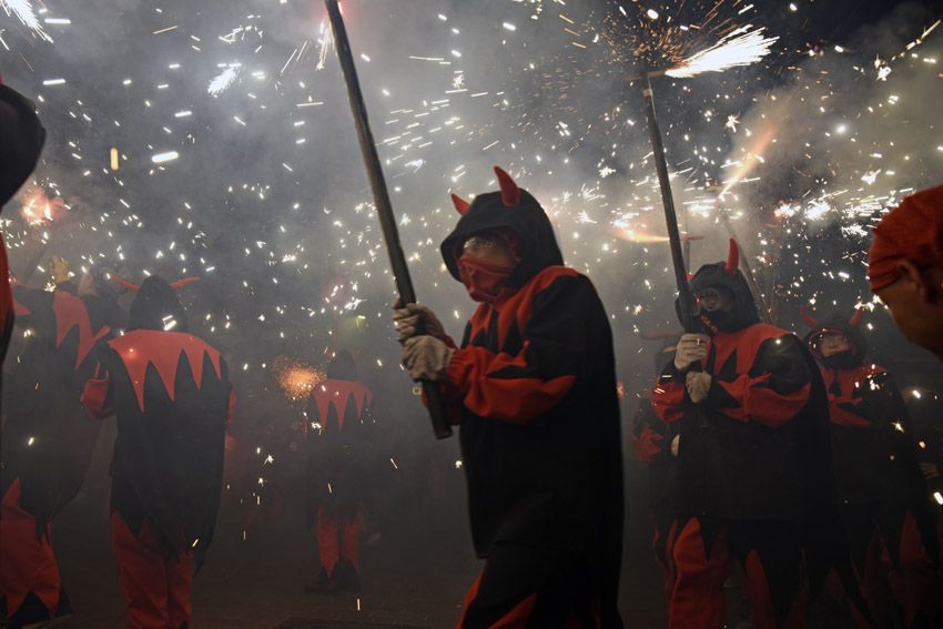 Correfoc infantil i jove de Festa Major. Foto: Bernat Millet.