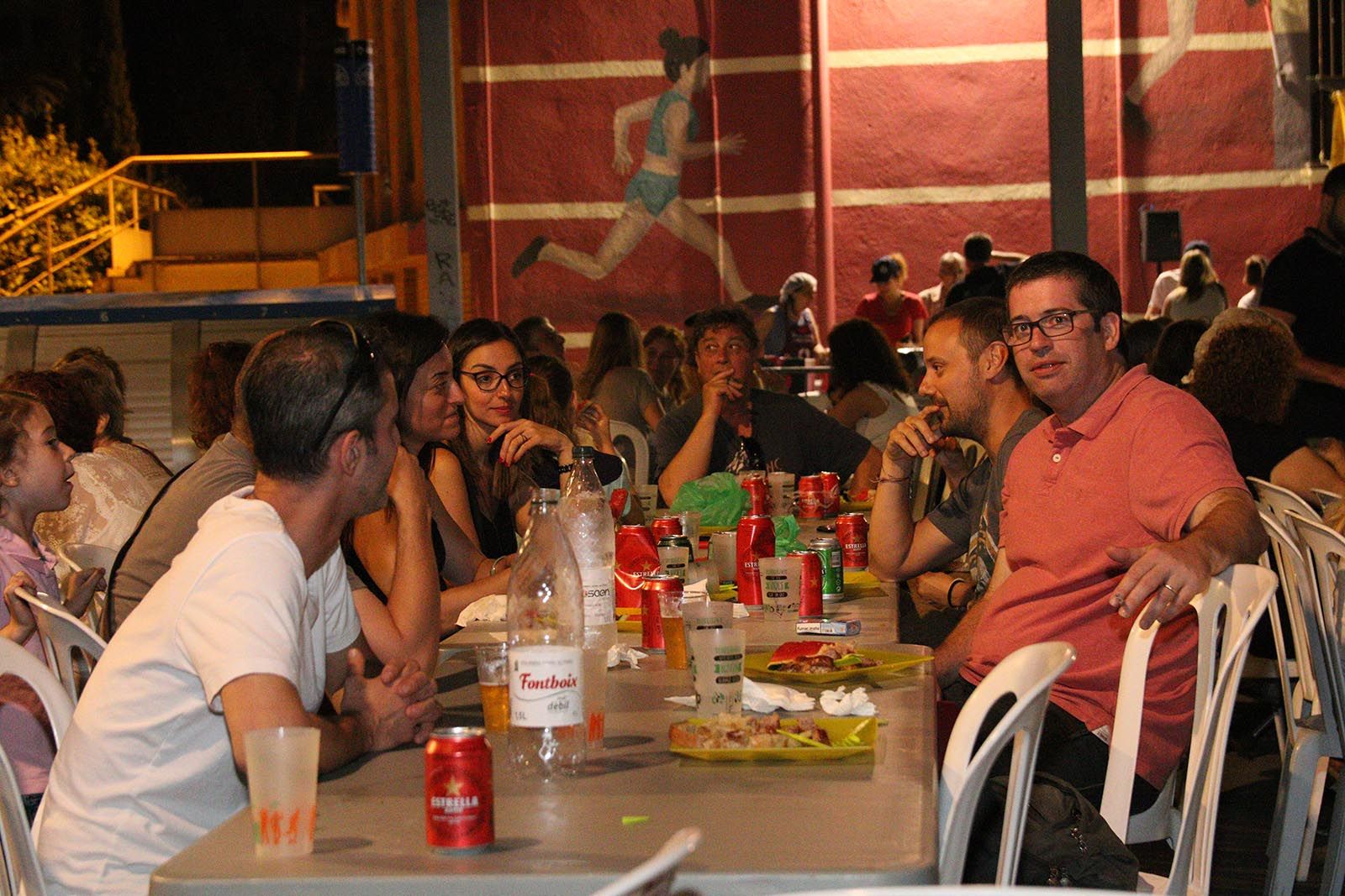 Botifarrada popular organitzada per el Club Muntanyenc. Foto: Lali Álvarez