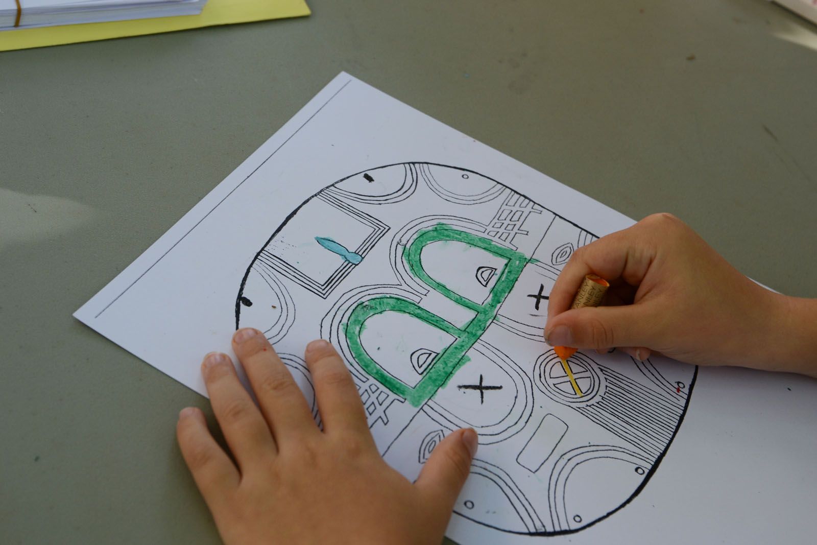 Taller de màscares africanes. Foto: Silvia Polanco