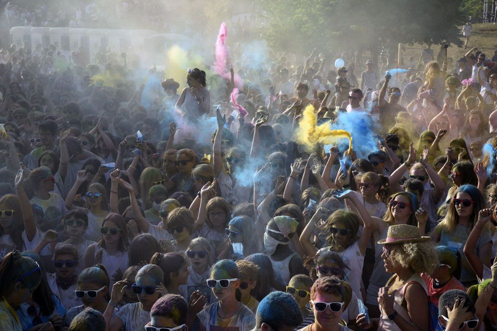 Holi Festival de Festa Major. Foto: Bernat Millet.