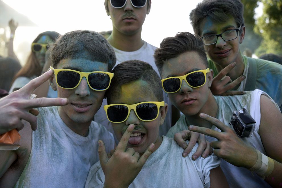 Holi Festival de Festa Major. Foto: Bernat Millet.