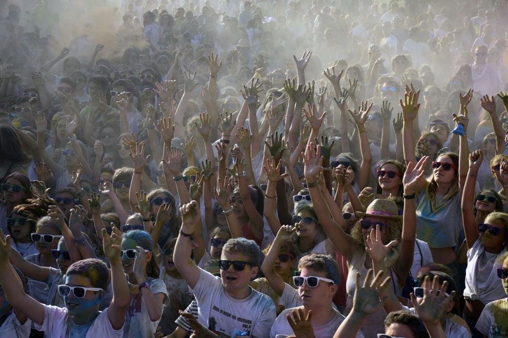 Holi Festival de Festa Major. Foto: Bernat Millet.