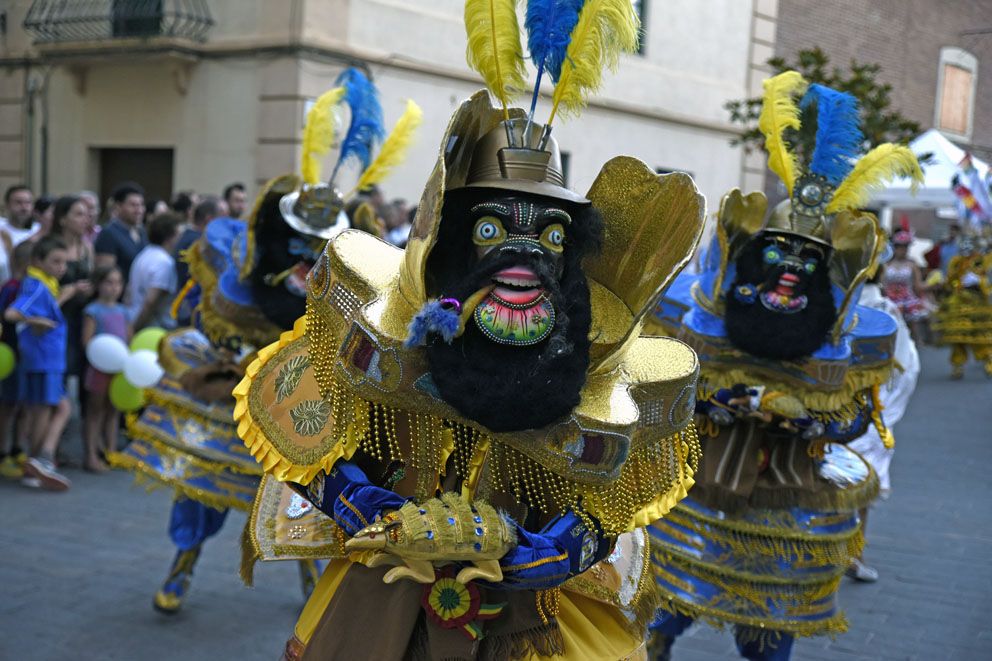 Rua de balls tradicionals: De Bolivia a Sant Cugat. Foto: Bernat Millet.