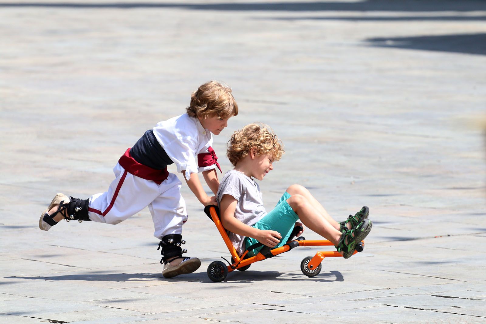 Matinada bastonera. Foto: Lali Álvarez