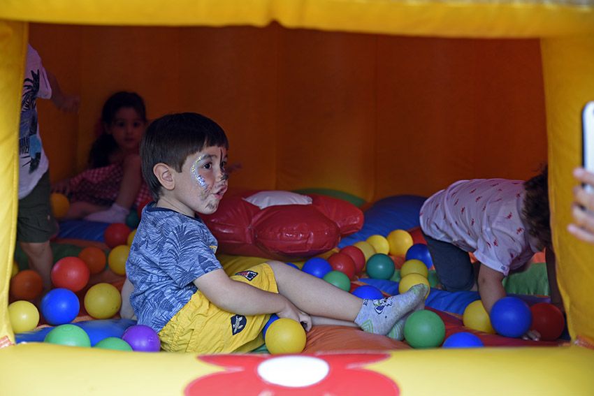 Racó Infantil de Festa Major. Foto: Bernat Millet.